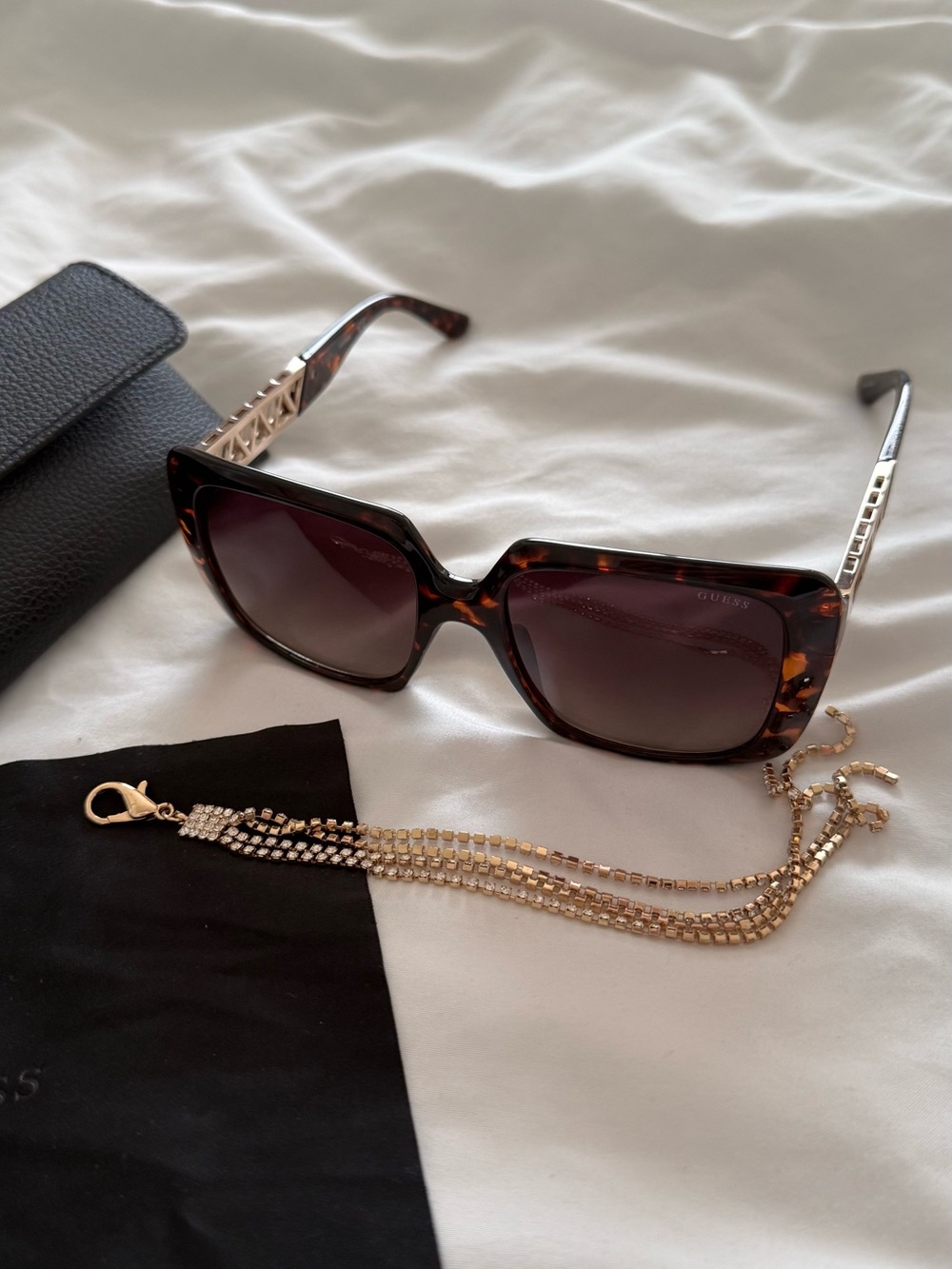 GUESS x Jennifer Lopez Oversized Square Tortoise Sunglasses Rhinestone Chain